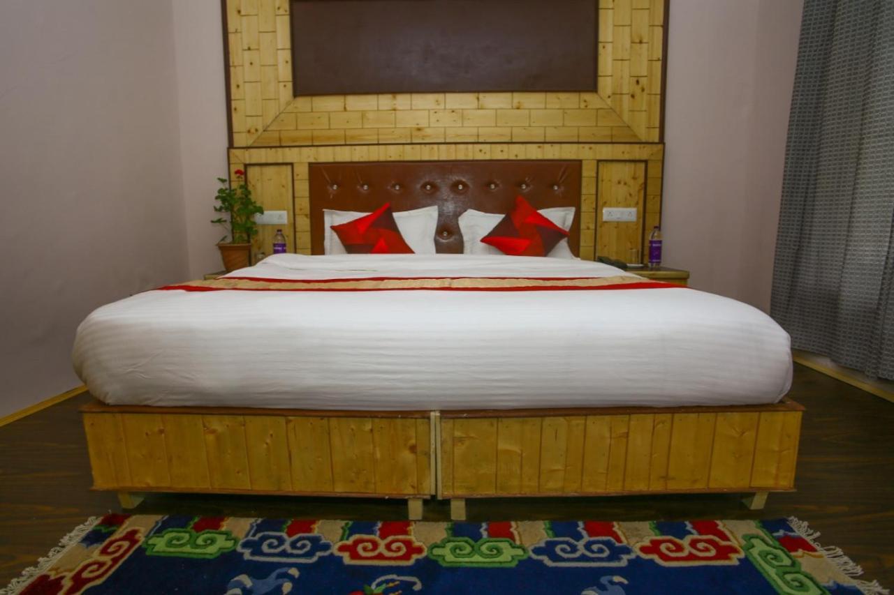 Hotel Nubra Residency Charāsa Exteriér fotografie