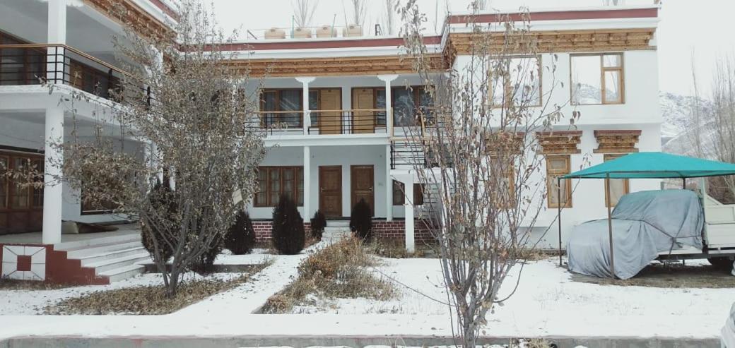 Hotel Nubra Residency Charāsa Exteriér fotografie